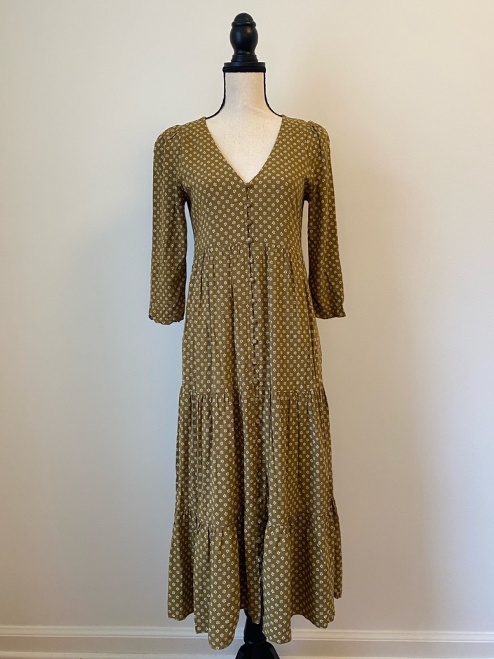 Madewell Olive Flower Print V-Neck Tiered Midi Dress